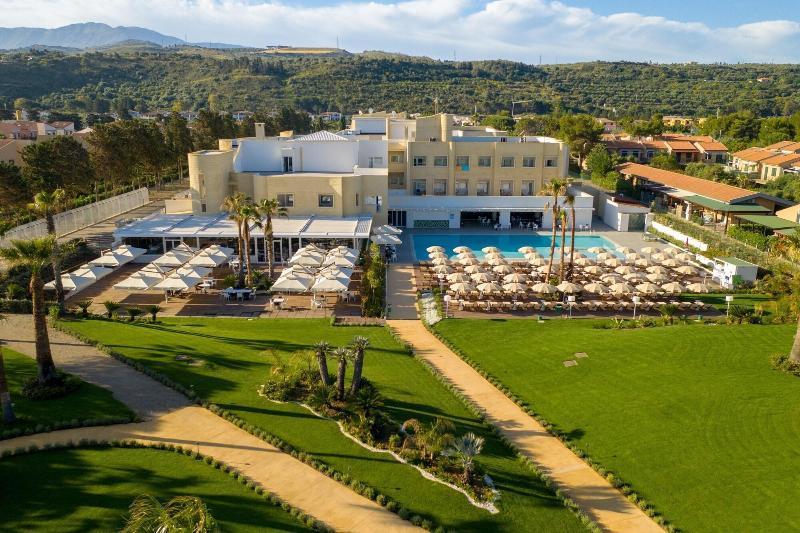 Mangia'S Himera Resort Campofelice Di Roccella Eksteriør billede