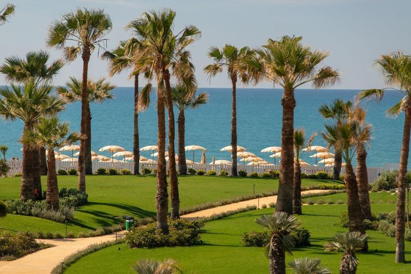 Mangia'S Himera Resort Campofelice Di Roccella Eksteriør billede