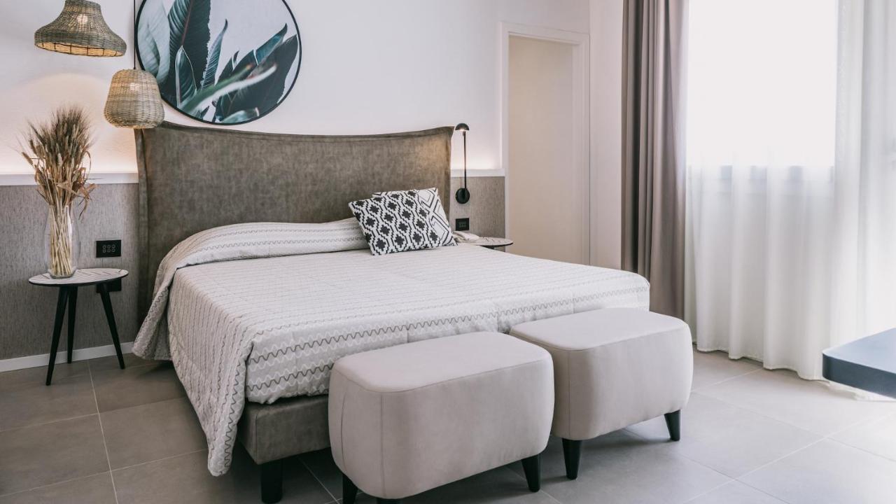 Mangia'S Himera Resort Campofelice Di Roccella Eksteriør billede